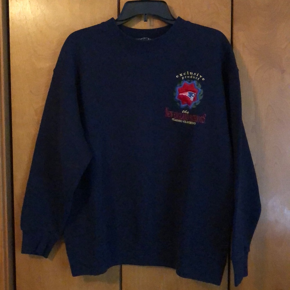 Vintage Patriots Pullover Sweatshirt
